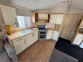 /photos/9340/22a00bf9-ee7d-36b1-3d2d-8247d4dac346_i320x240.jpg